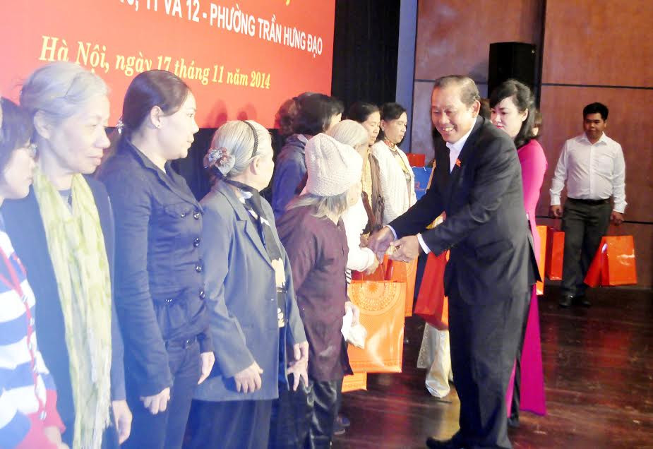 Chủ tịch Quốc hội Nguyễn Sinh Hùng dự Ngày hội Đại đoàn kết toàn dân tộc