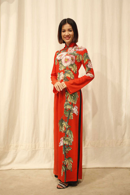 16 Hoa khôi áo dài duyên dáng trong trang phục dân tộc