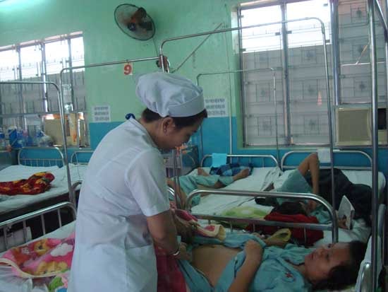 Nhân Tháng hành động quốc gia phòng, chống HIV/AIDS (từ 10/11 - 10/12/2014): Cần xóa bỏ rào cản đối với người nhiễm HIV/AIDS