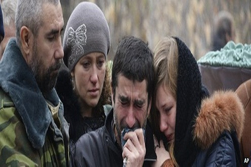 Gần 1.000 người Ukraine thiệt mạng kể từ thỏa thuận ngừng bắn