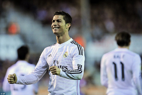 La Liga: Chiến thắng của kẻ  khổng lồ và kỷ lục mới Ronaldo