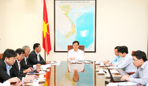 Thủ tướng Nguyễn Tấn Dũng làm việc với lãnh đạo tỉnh Đắk Lắk