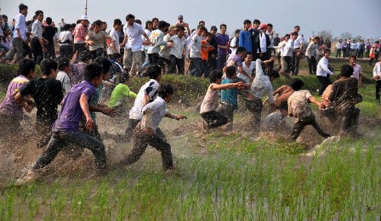 Bắc Giang: Thanh niên thôn giải quyết mâu thuẫn, 1 người chết, 4 người bị thương