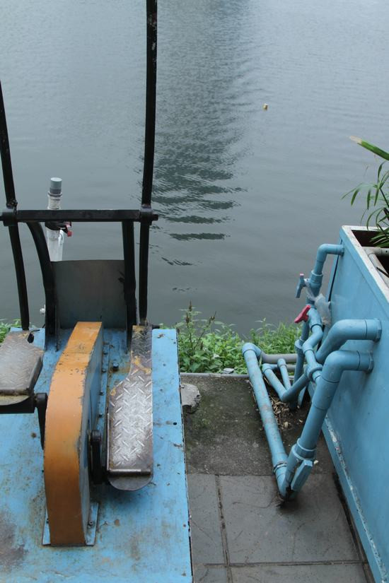 Độc đáo máy tập thể dục biến nước ô nhiễm thành nước sạch ở Hà Nội