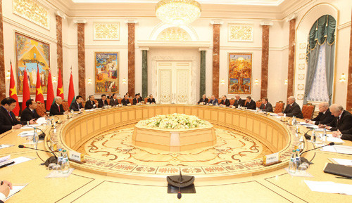 Tổng Bí thư Nguyễn Phú Trọng hội đàm với Tổng thống Cộng hòa Belarus