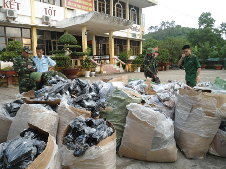 Quảng Ninh: Bắt giữ lô hàng lậu lớn từ Trung Quốc