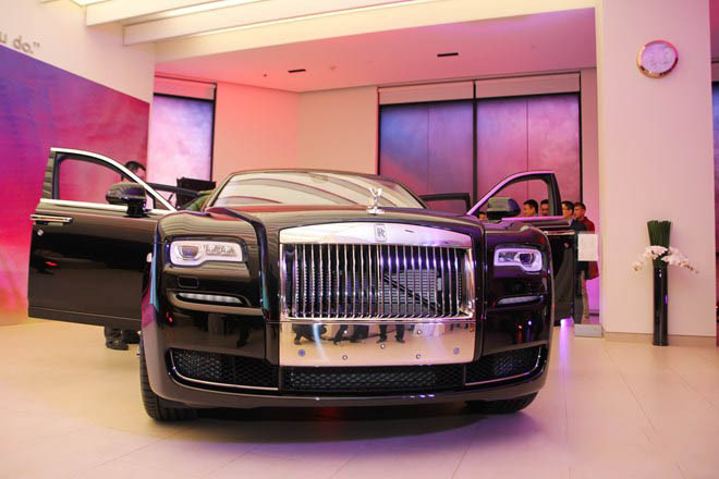Xe siêu sang 19 tỷ - Rolls-Royce Ghost Series II chào thị trường Việt