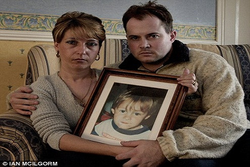 James Bulger và 2 kẻ sát nhân nhỏ tuổi nhất thế giới (Kỳ 2): Hai đứa trẻ mang tâm hồn của quỷ