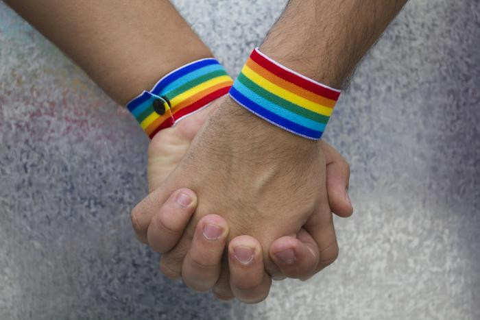 ‘Chat’ với chuyên gia tâm lý Trịnh Hòa Bình: Người đồng tính có quyền của một con người