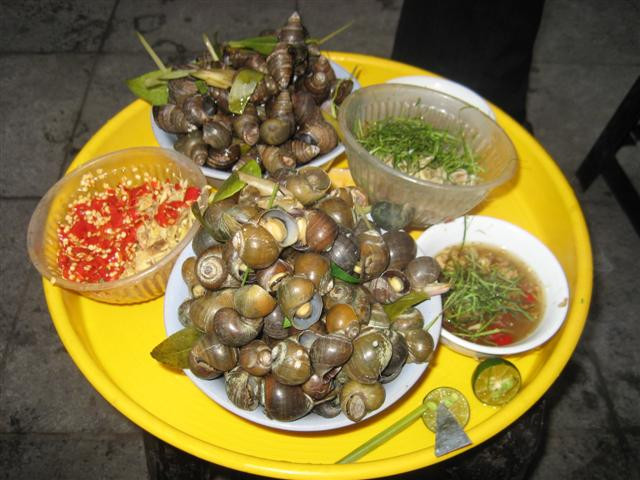 Món ăn vặt khó chối từ cho chiều đông Hà Nội