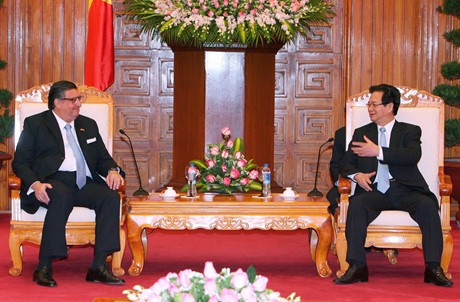 Thủ tướng Nguyễn Tấn Dũng tiếp Đại sứ Chile