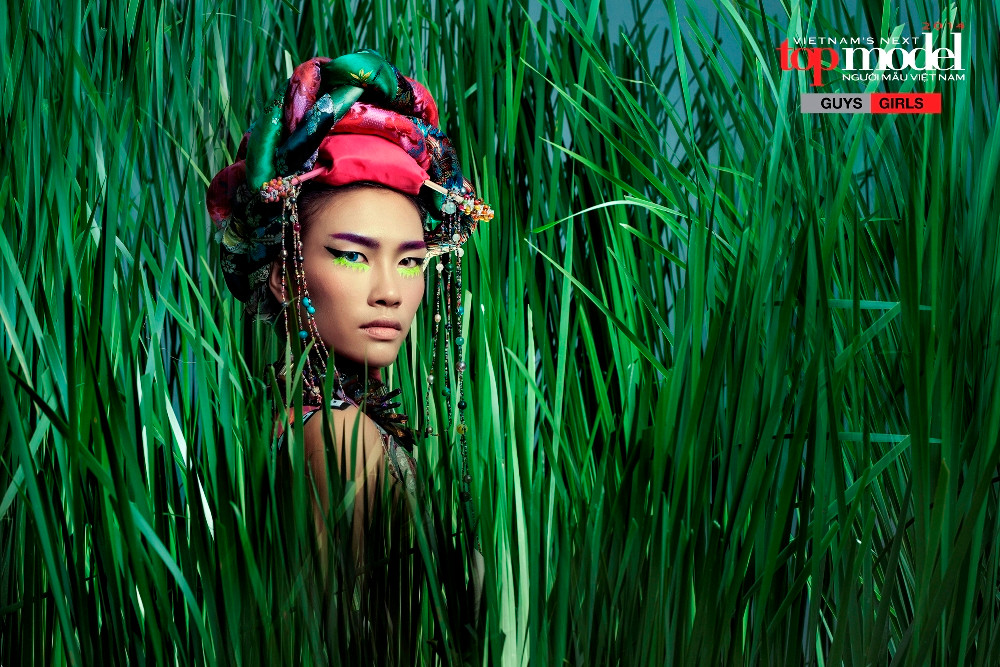 Vietnam's Next top Model 2014: Hai thí sinh lớn tuổi nhất bị loại
