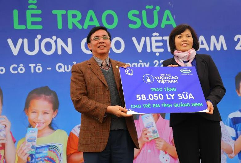 6 năm, quỹ sữa Vươn cao VN đến với hơn 310 ngàn trẻ nghèo 