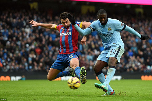 Man City - Crystal Palace 3 -0: David Silva và Yaya Toure tỏa sáng