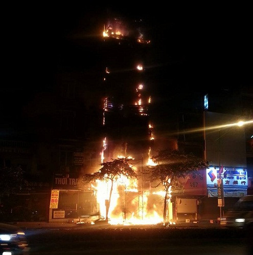 Hà Nội: Cháy cơ sở thẩm mỹ viện trên phố Kim Mã