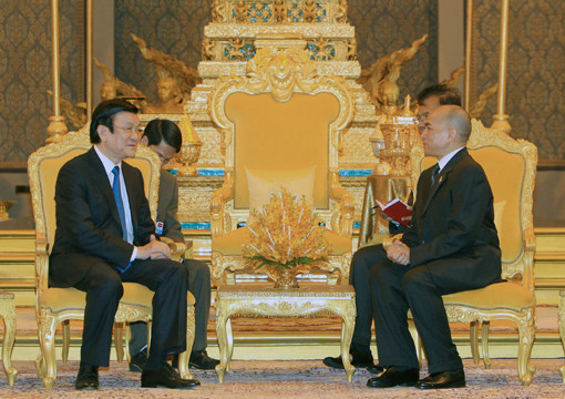 Chủ tịch nước Trương Tấn Sang hội kiến Quốc vương Campuchia 