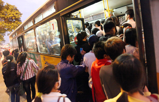 Sẽ có xe buýt riêng cho phụ nữ tại Hà Nội