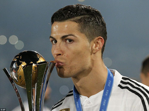 Ronaldo -  Messi: Đối trọng 2014