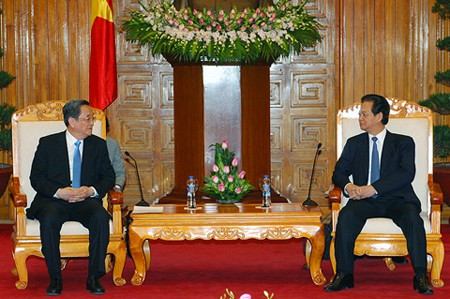 Thủ tướng tiếp Chủ tịch Chính hiệp Trung Quốc Du Chính Thanh