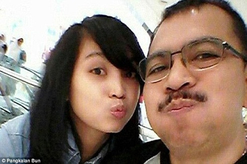 Con gái cơ trưởng QZ8501: Xin đừng đổ lỗi cho cha tôi
