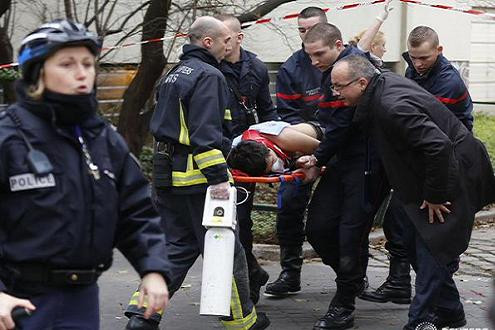 Hình ảnh thảm sát tại tạp chí Charlie Hebdo, Pháp