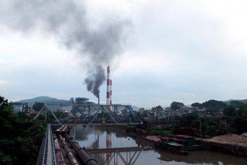 Đã xử lý 99% dầu từ nhà máy nhiệt điện Uông Bí ra tràn sông Uông