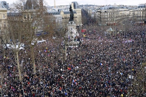 Hình ảnh lễ diễu hành khổng lồ phản đối vụ tấn công tòa soạn Charlie Hebdo 