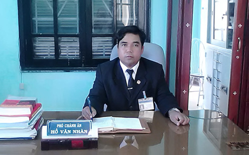 Phó Chánh án TAND huyện A Lưới Hồ Văn Nhàn: Thẩm phán luôn hết lòng vì công việc