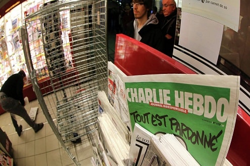 Tổ chức Hồi giaó Ả Rập lên kế hoạch kiện Charlie Hebdo