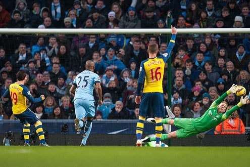 Man City – Arsenal  0-2:  Dội pháo trên sân Etihad