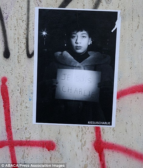 Paris tràn ngập tranh grafitti tưởng nhớ nạn nhân vụ Charlie Hebdo