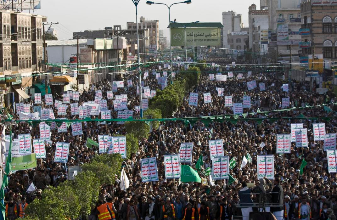 Chùm ảnh: Tổng thống, Thủ tướng từ chức, Yemen “dậy sóng” biểu tình