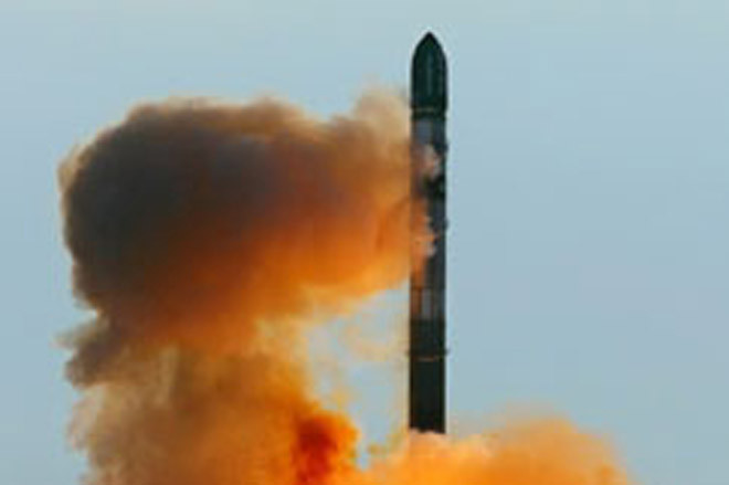 Bắc Triều Tiên thử nghiệm 5 tên lửa tầm ngắn trên biển