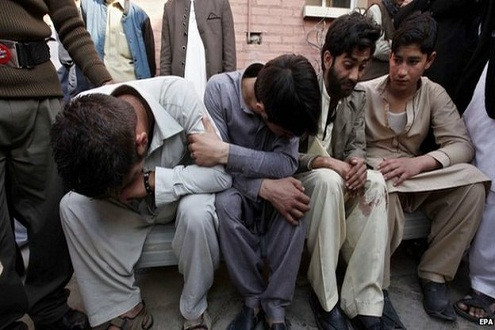 Taliban nhận trách nhiệm vụ đánh bom nhà thờ Hồi giáo Pakistan 