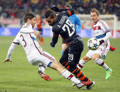 Shakhtar Donetsk - Bayern Munich: Cầm chân nhau bằng lối đá thô bạo