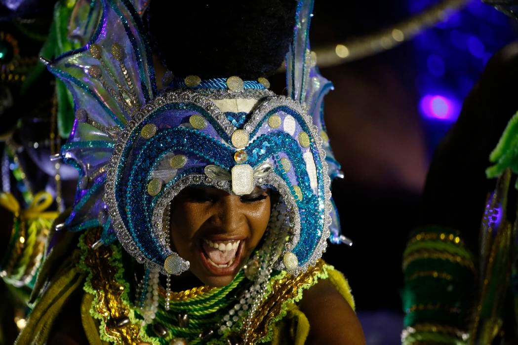 Chùm ảnh: Carnival Rio de Janeiro - Nghệ thuật hòa âm của sắc màu và ánh sáng