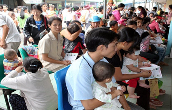 Hà Nội: Vaccine dịch vụ lại thiếu sau nhiều tháng 