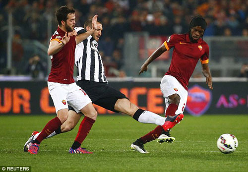 Cận cảnh AS Roma cầm hòa Juventus ở vòng 25 Serie A