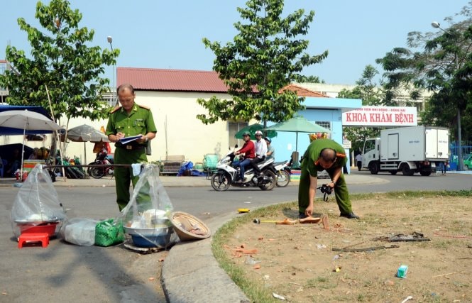 Người phụ nữ bán bánh bèo bị đâm chết trong đêm