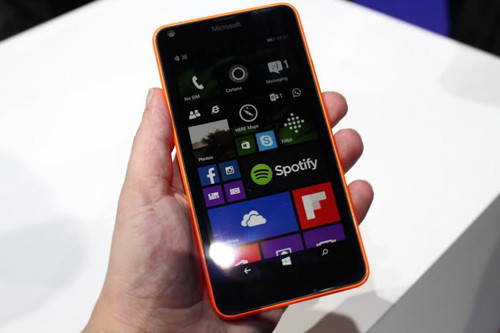 Lumia 640 và Lumia 640 XL – cấu hình tốt, giá ổn