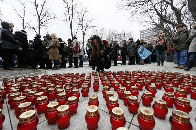 Hàng nghìn người tham dự lễ tang lãnh tụ đảng đối lập Nga