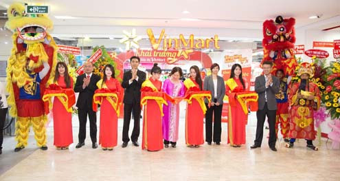 Khai trương Vinmart Đồng Khởi &10 Vinmart+ tại TP. HCM