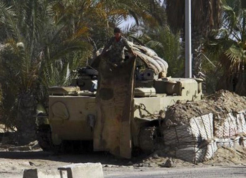 Quân đội Ai Cập tiêu diệt và bắt sống gần 200 phiến quân tại Sinai