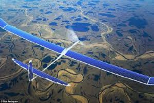 Máy bay năng lượng mặt trời Solar Impulse 2 bắt đầu hành trình bay vòng quanh thế giới