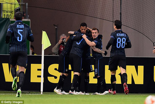 Cận cảnh Inter Milan gục ngã trước Wolfsburg ở vòng 16 Europa League