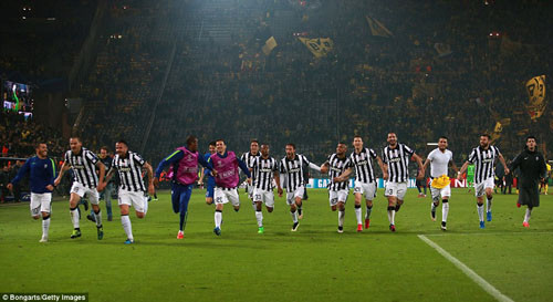 Thắng thuyết phục Dortmund, Juventus thẳng bước vào tứ kết Champions League