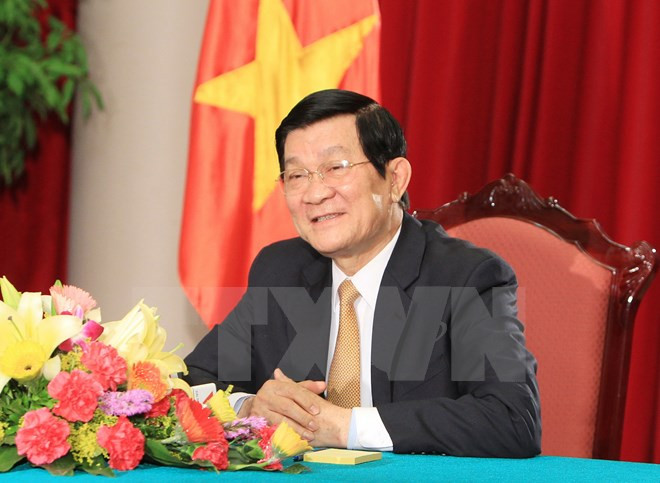Chủ tịch nước thăm và làm việc tại Lào