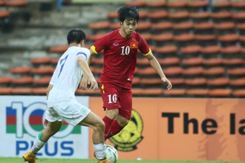 Thanh Bình, Công Phượng lập hat-trick, Việt Nam thắng đậm Macau 7-0