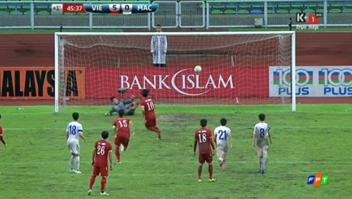 Thanh Bình, Công Phượng lập hat-trick, Việt Nam thắng đậm Macau 7-0