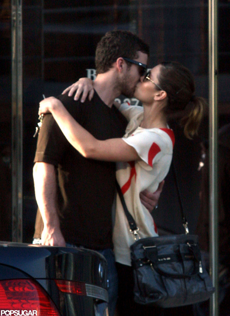 Những khoảnh khắc ngọt ngào của vợ chồng Justin Timberlake trước khi đón thành viên mới 